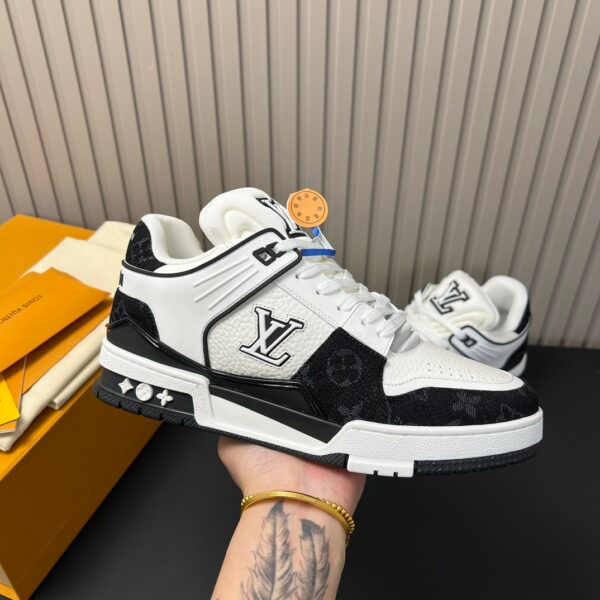 Louis Vuitton Trainers