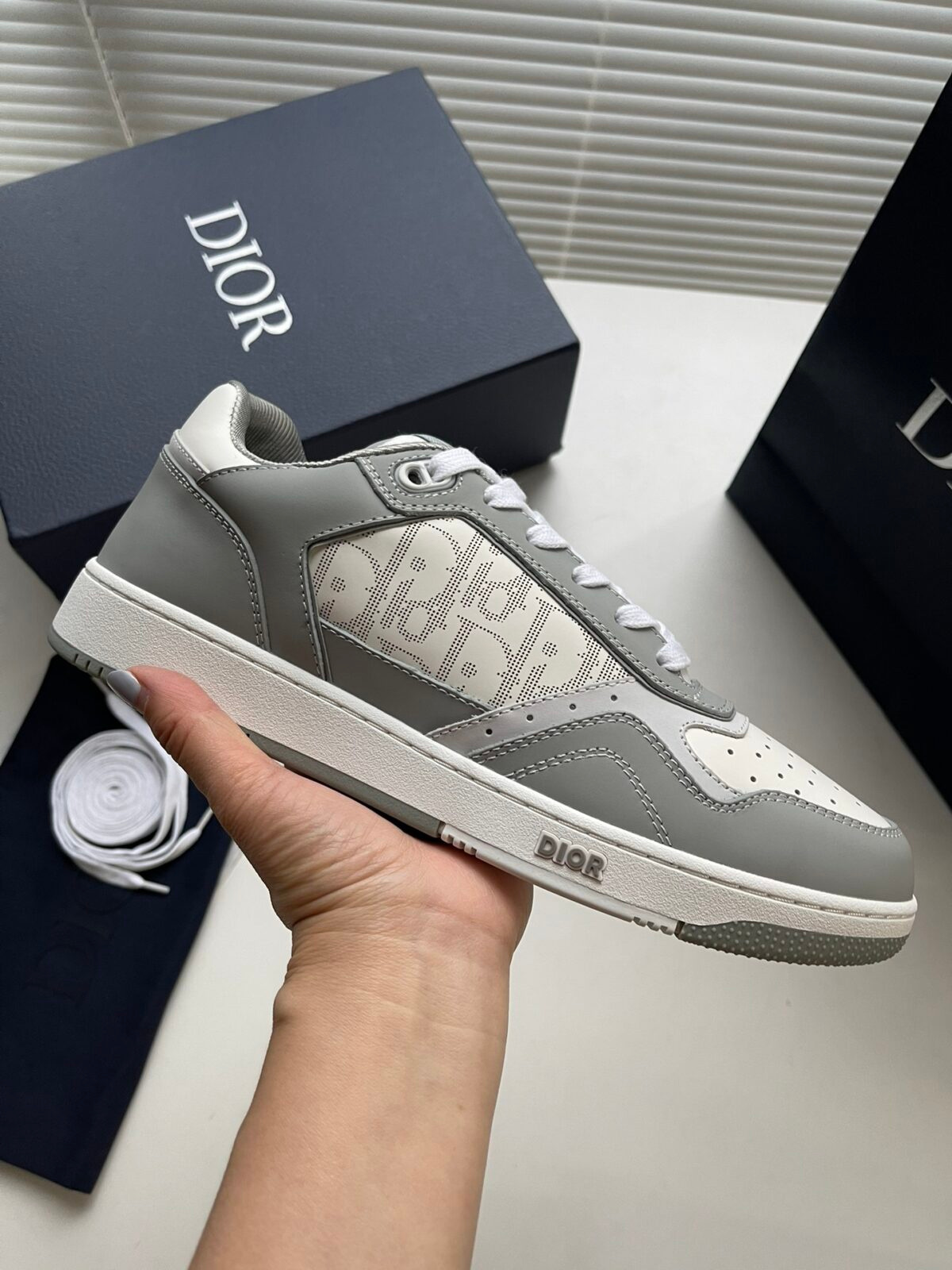Dior B27 Sneaker - Image 4