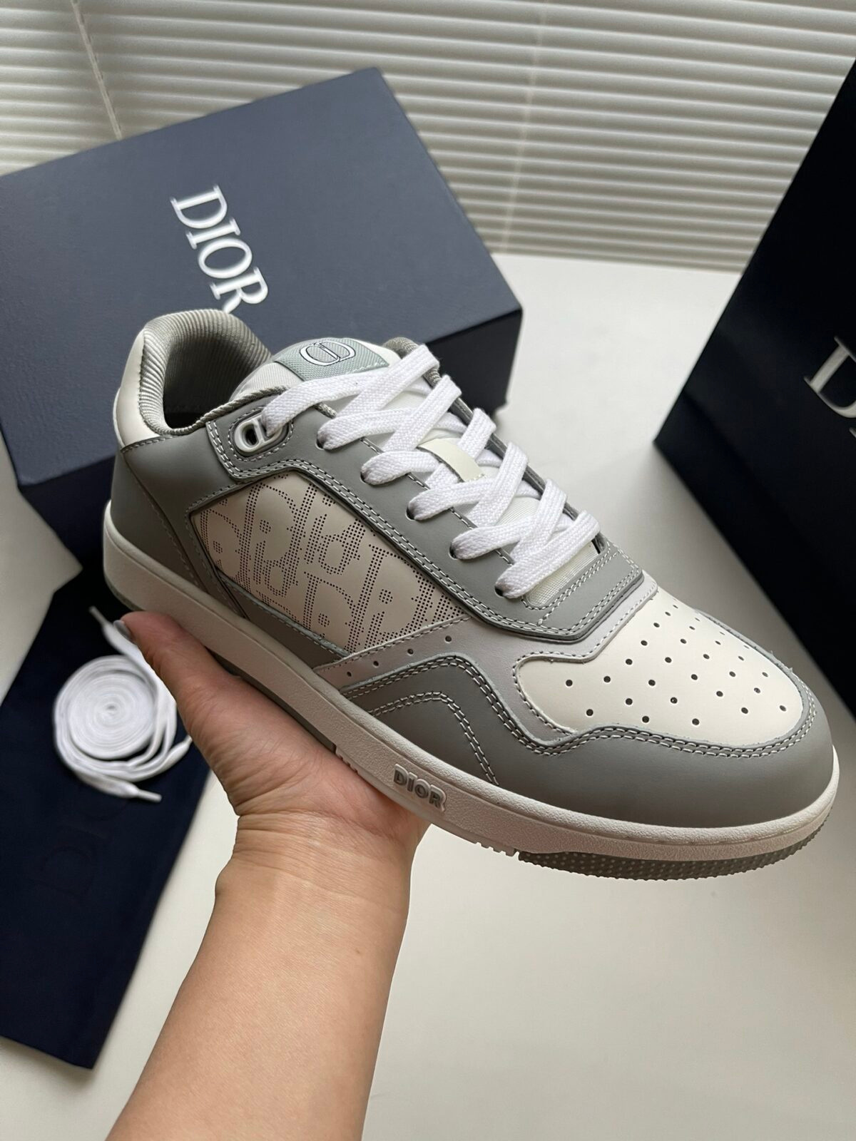 Dior B27 Sneaker - Image 1