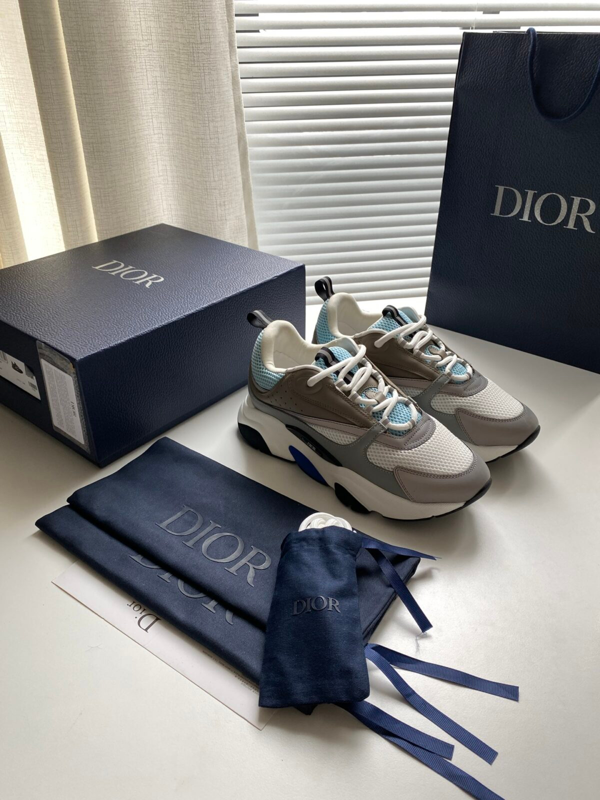 Dior B22 Sneaker - Image 2