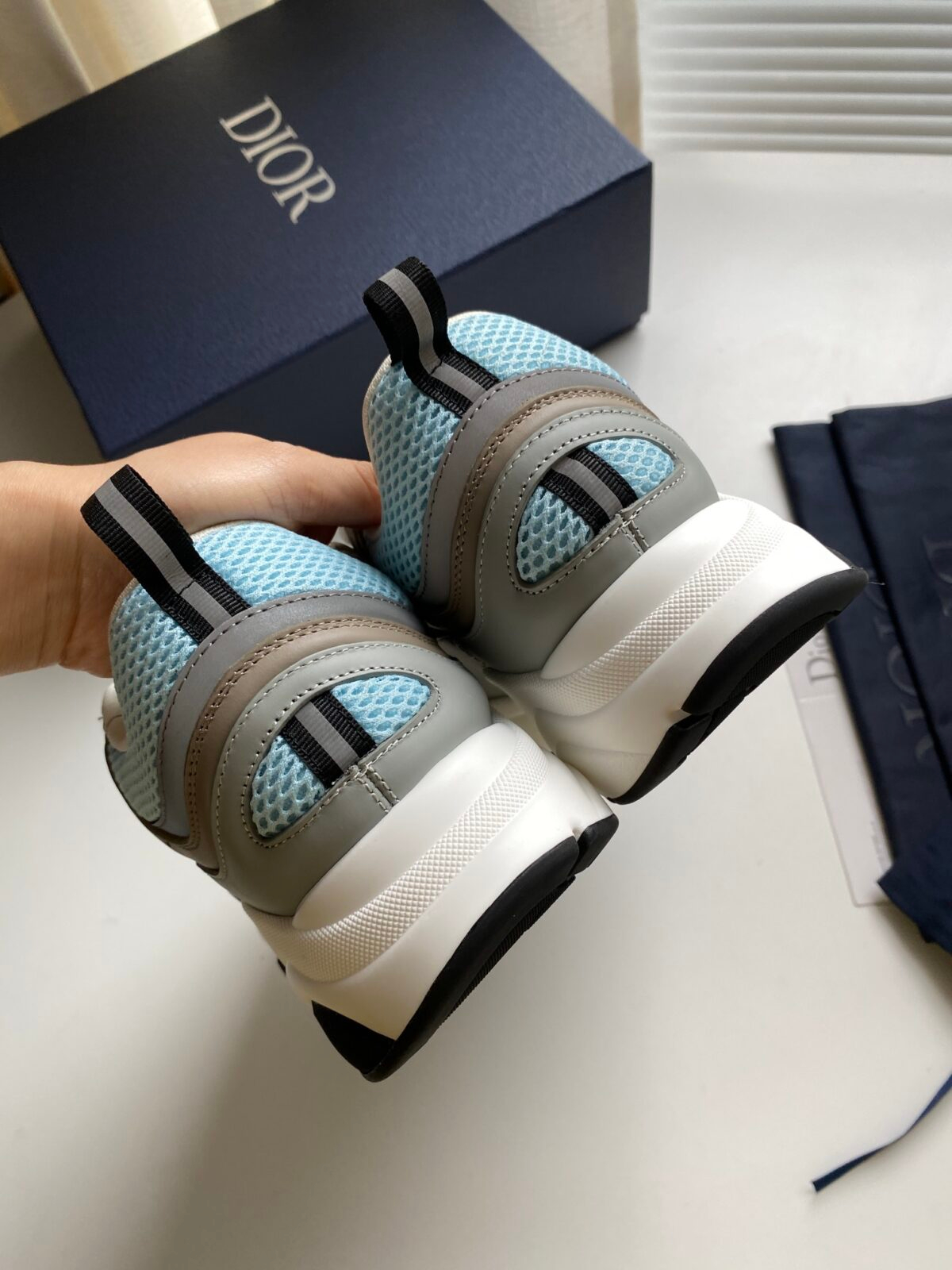 Dior B22 Sneaker - Image 5