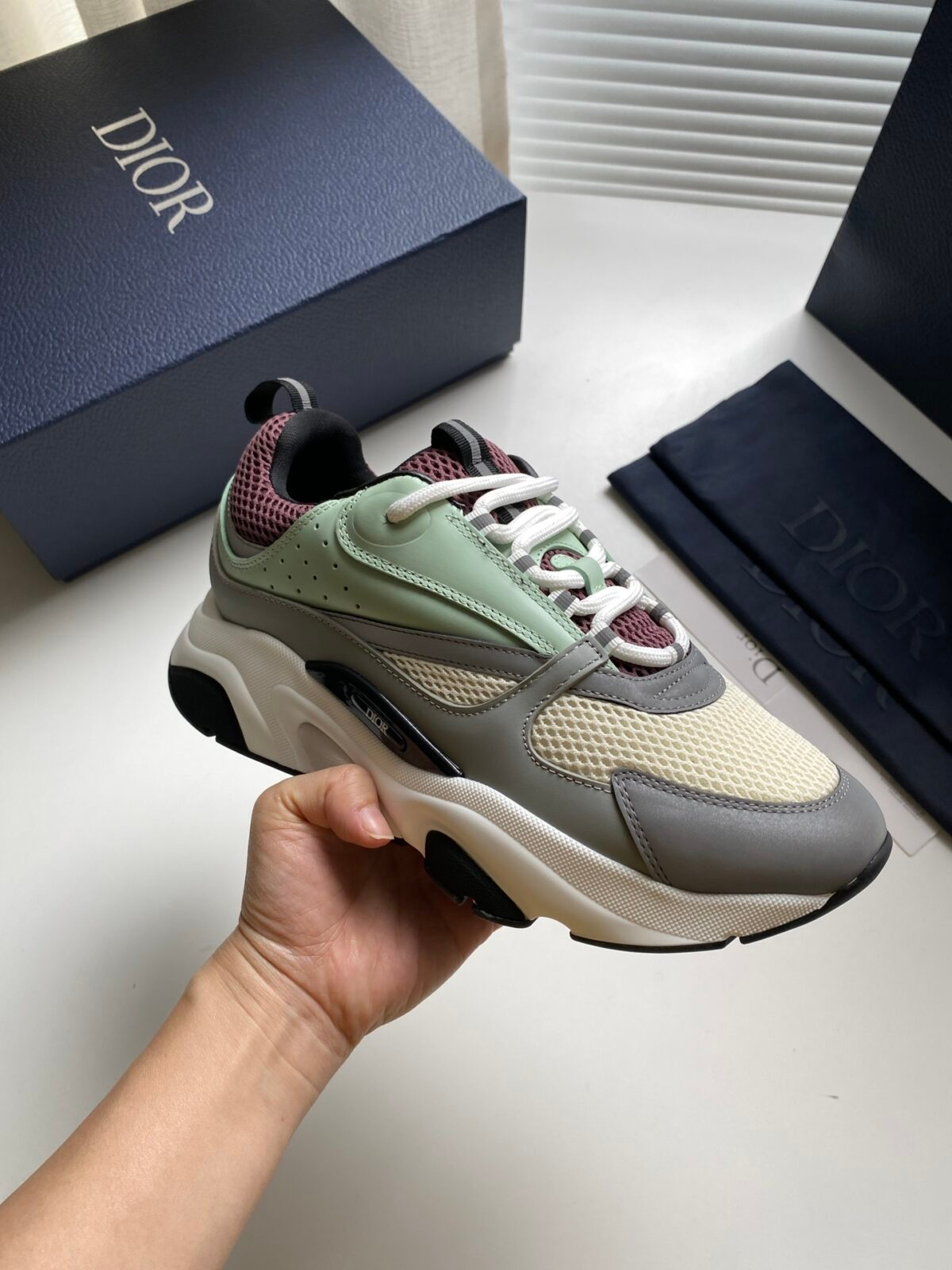 Dior B22 Sneaker - Image 1
