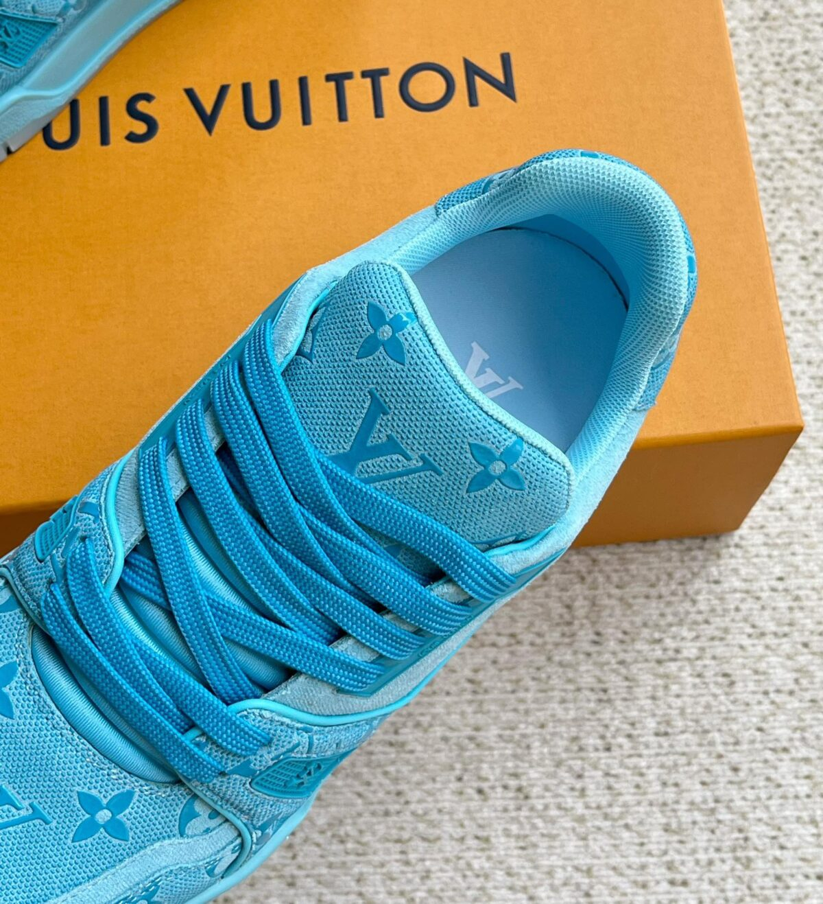 Louis Vuitton Trainers - Image 9