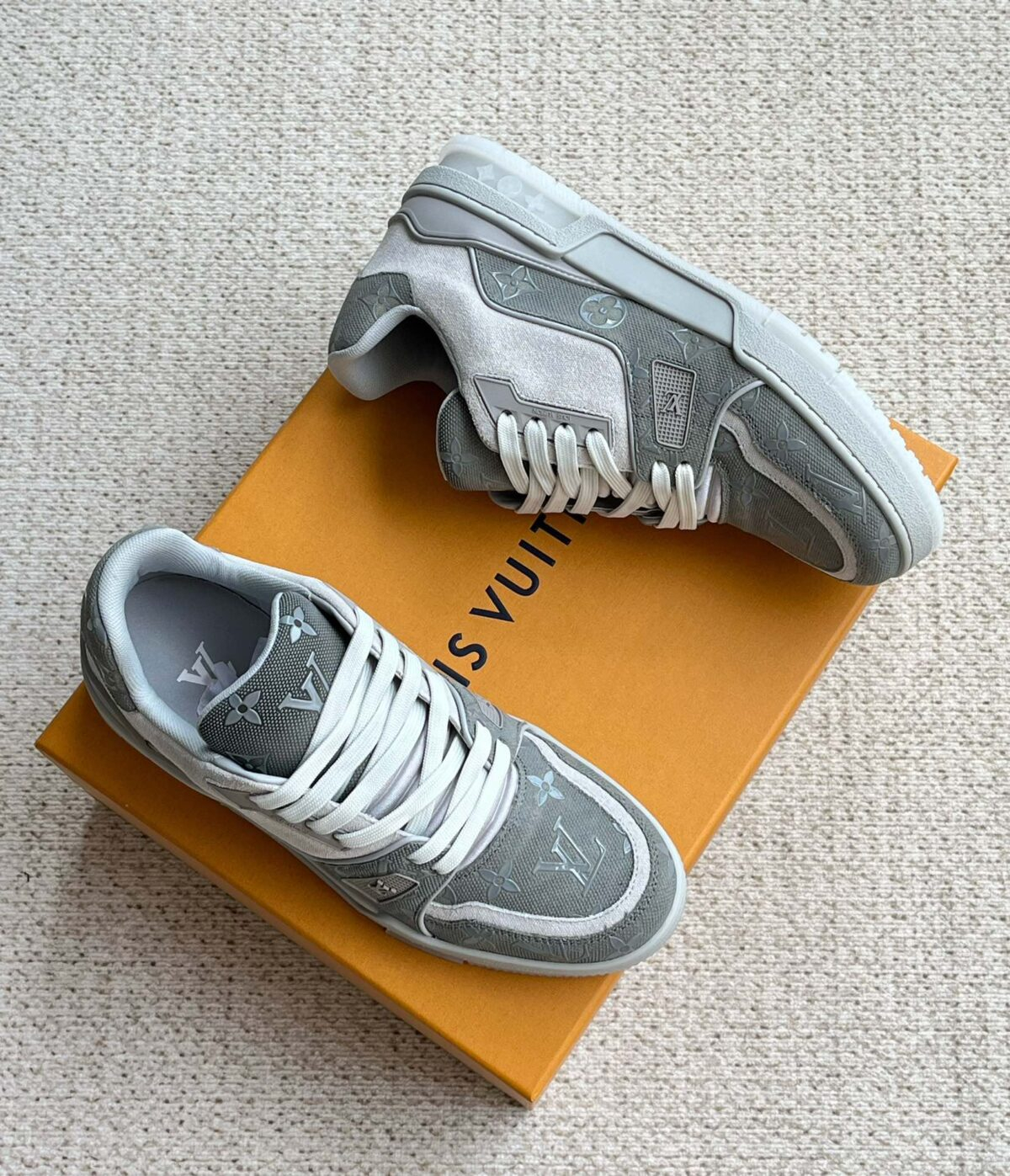 Louis Vuitton Trainers - Image 5
