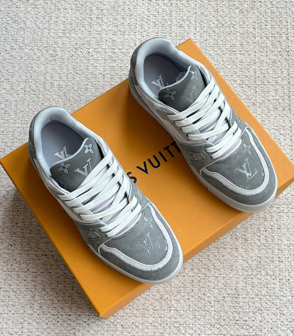 Louis Vuitton Trainers - Image 9