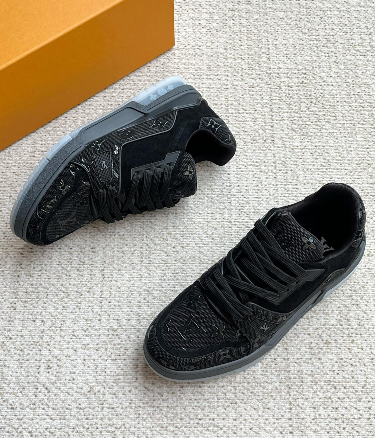 Louis Vuitton Trainers - Image 7