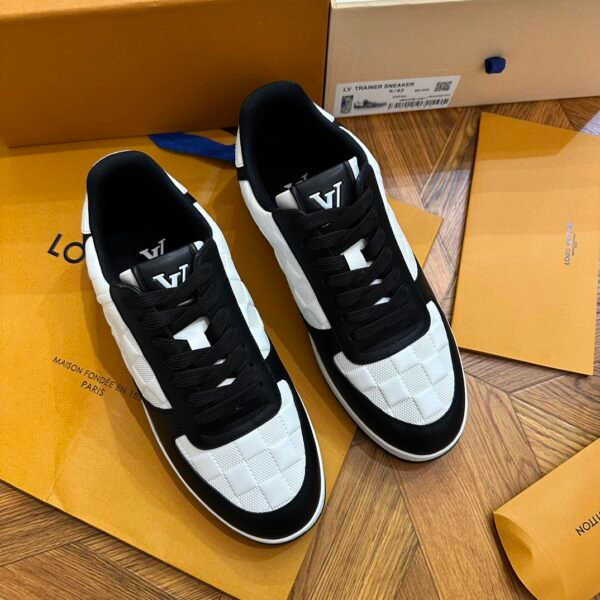 Louis Vuitton Rivoli Sneaker