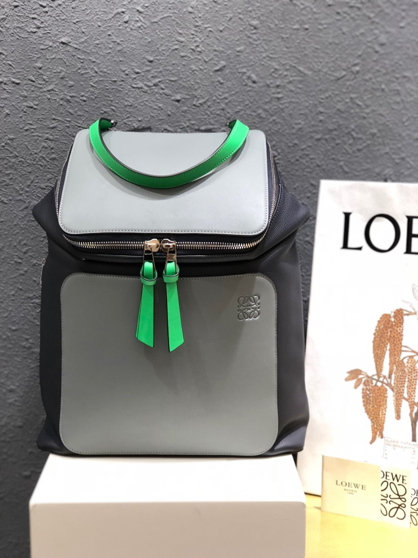 1564115696_201114570_0 Loewe Bag - Image 1
