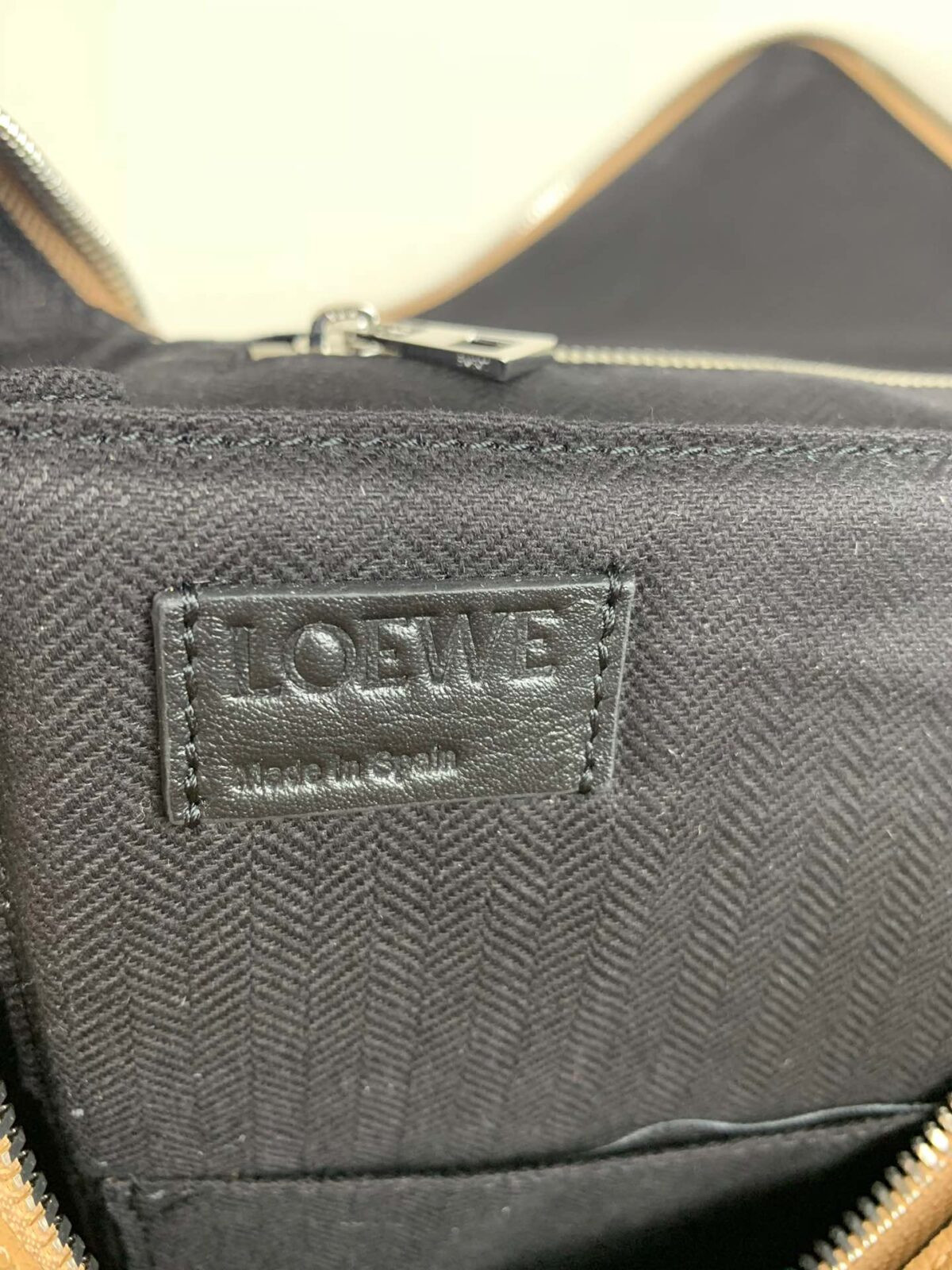 Loewe Bag - Image 4