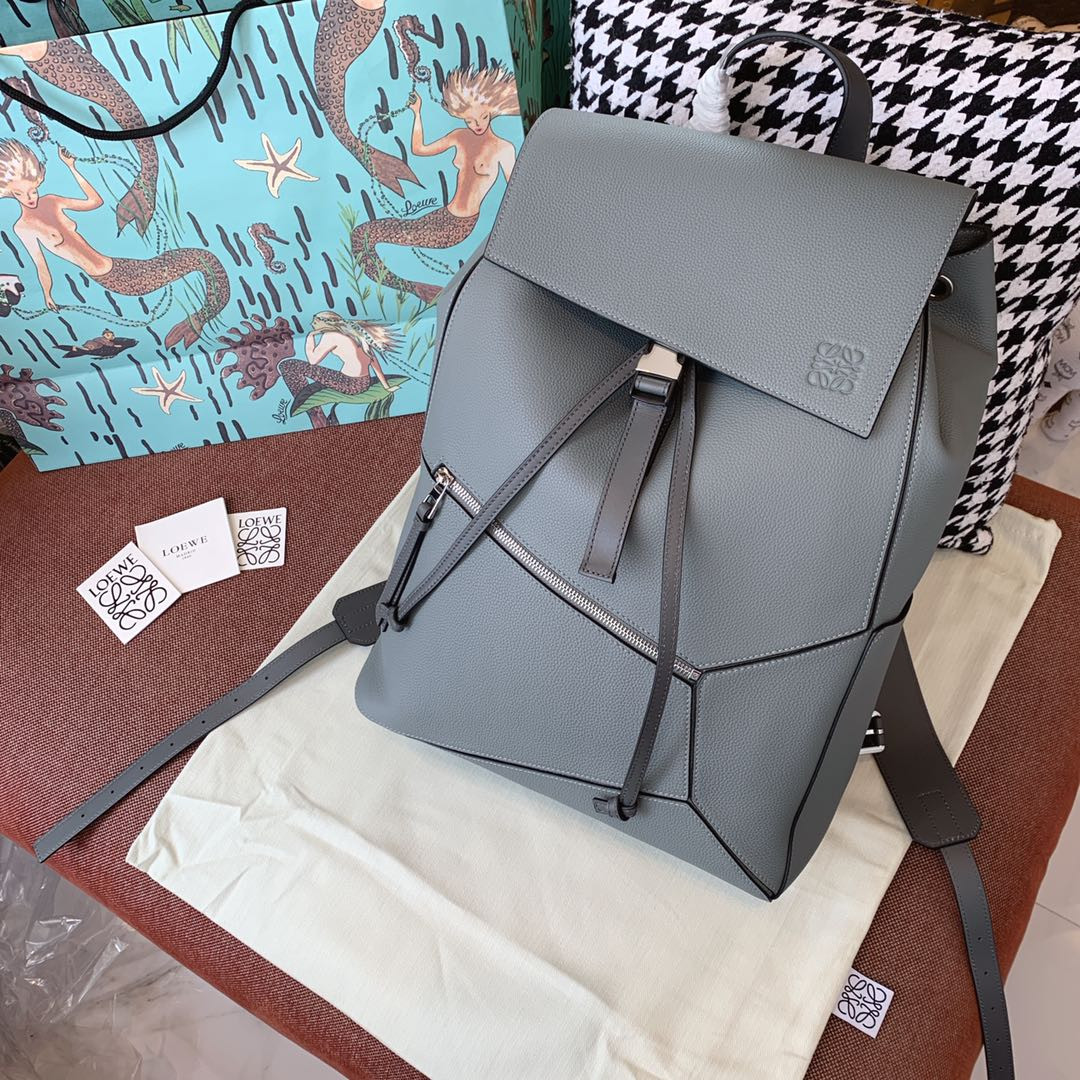 1568184146_1043642914_0 Loewe Bag - Image 1