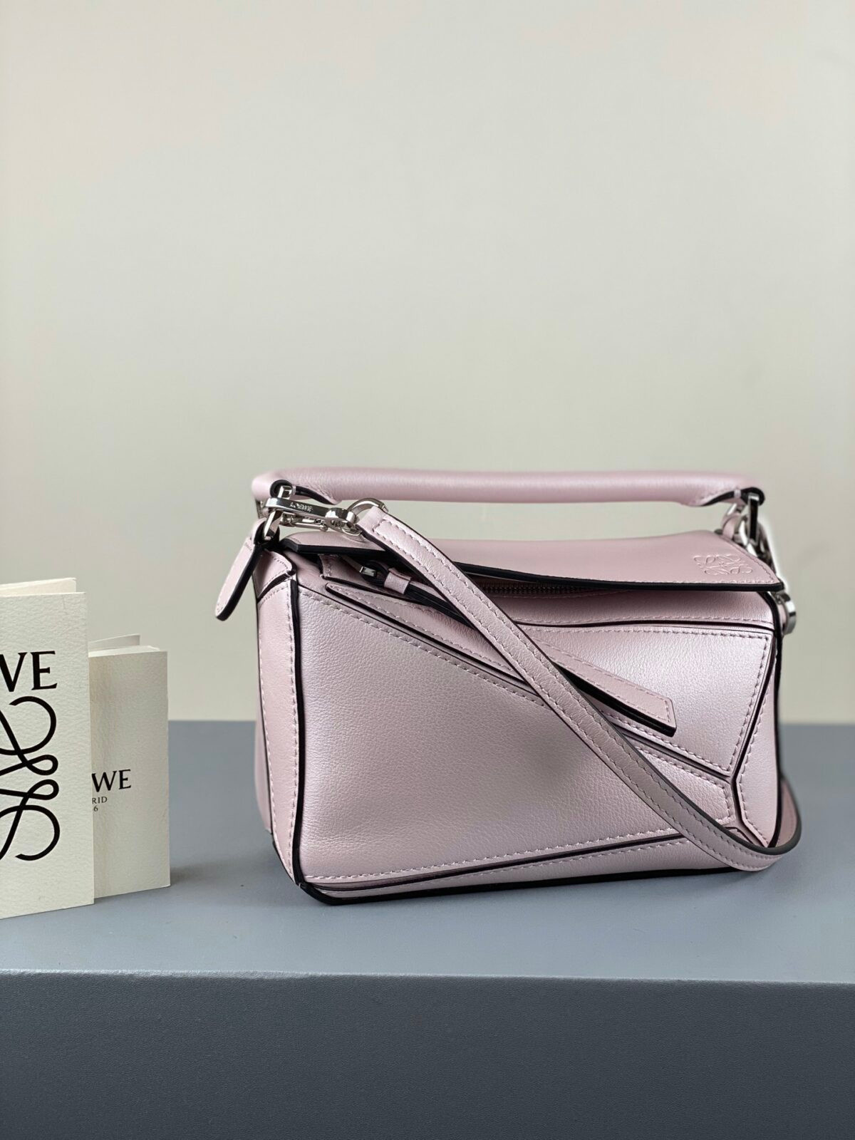 Loewe Bag - Image 8