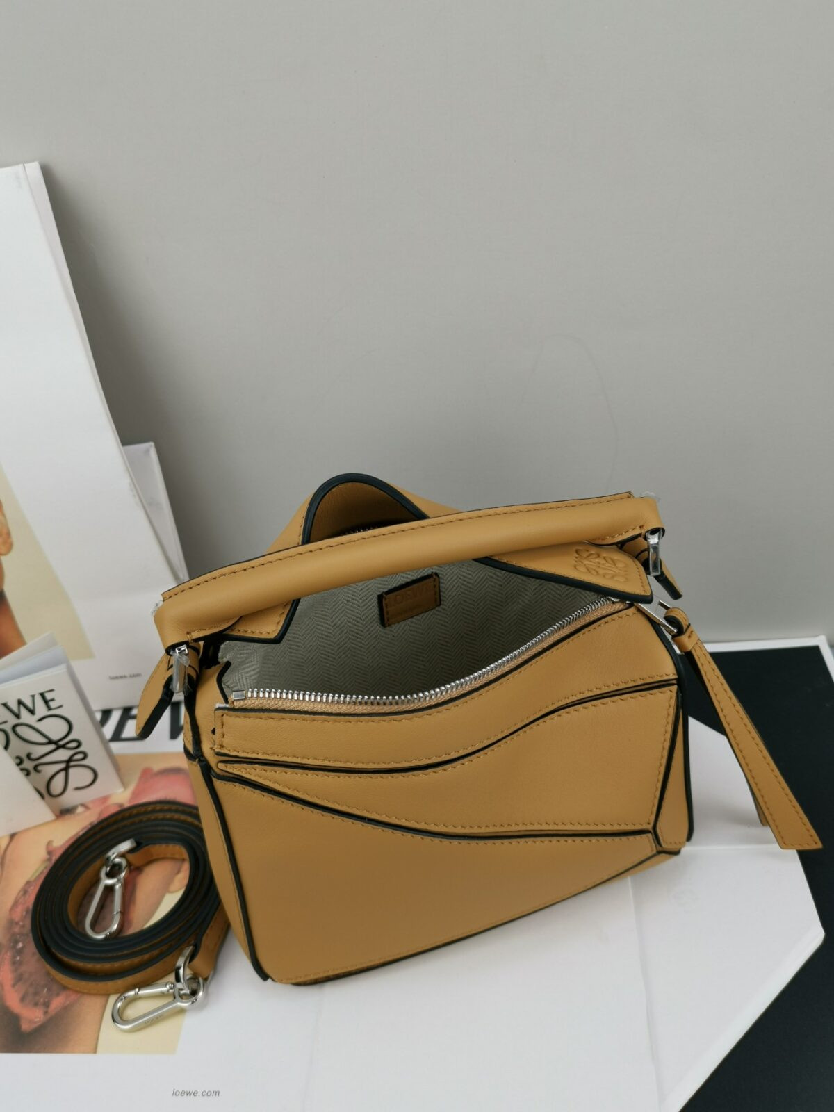 Loewe Bag - Image 2