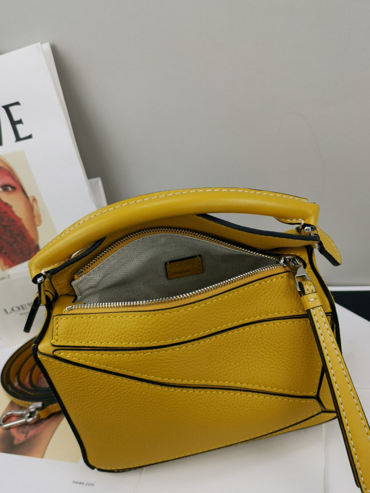 Loewe Bag - Image 9