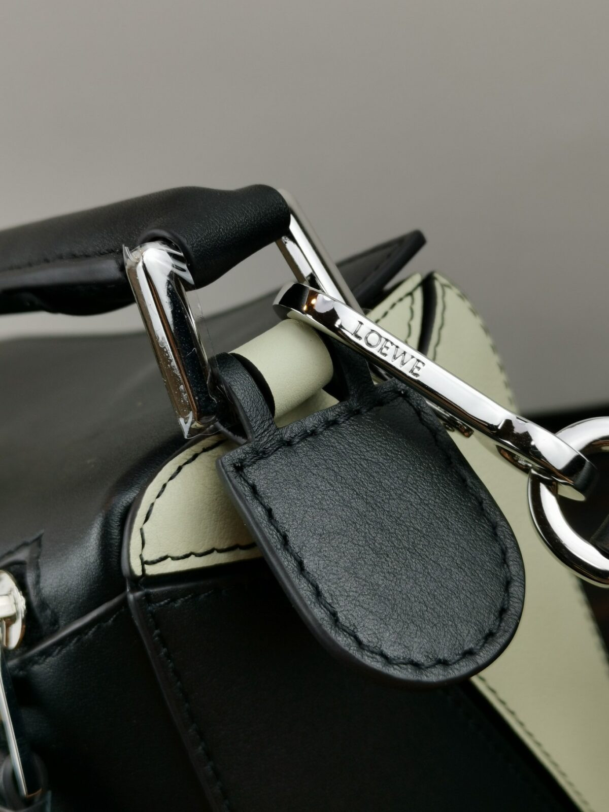 Loewe Bag - Image 6