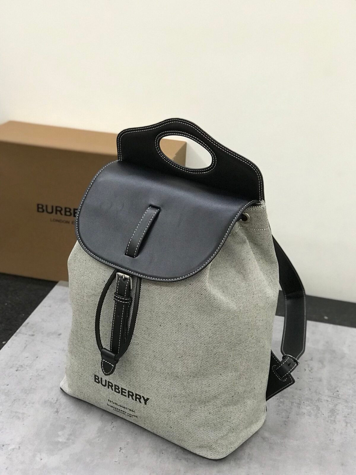 Burberry Bag - Image 4