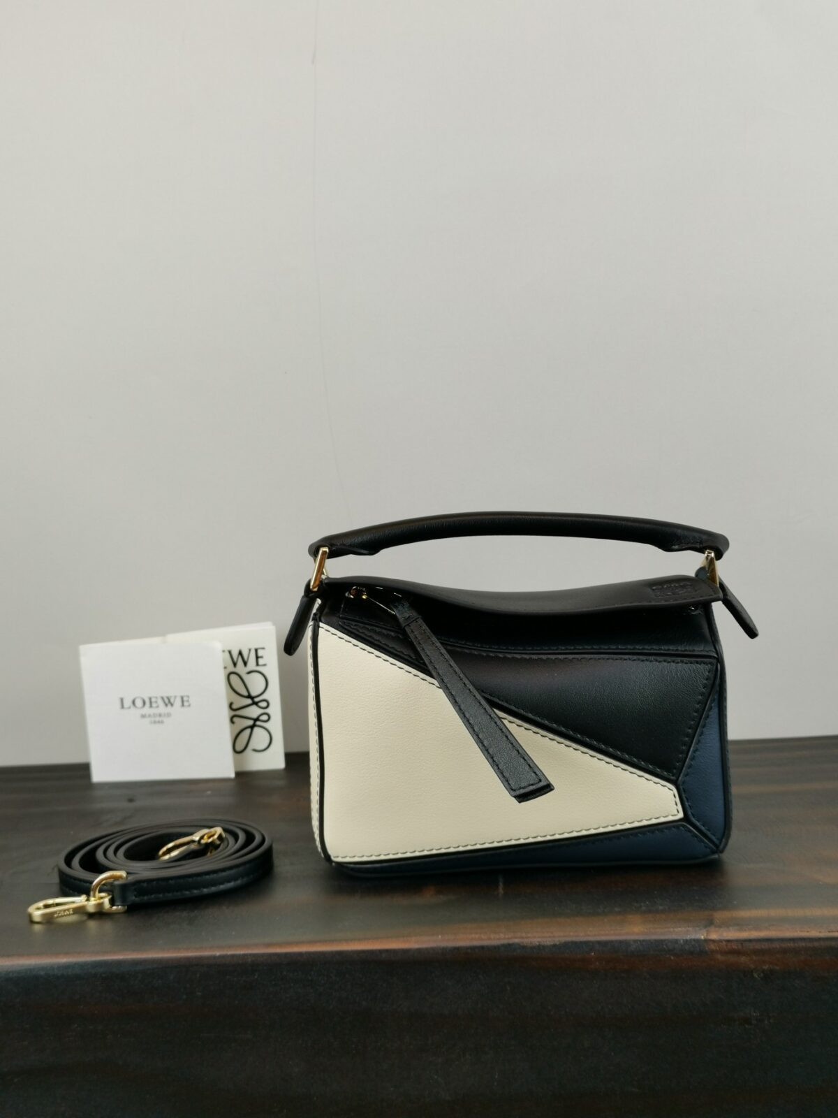 Loewe Bag - Image 3