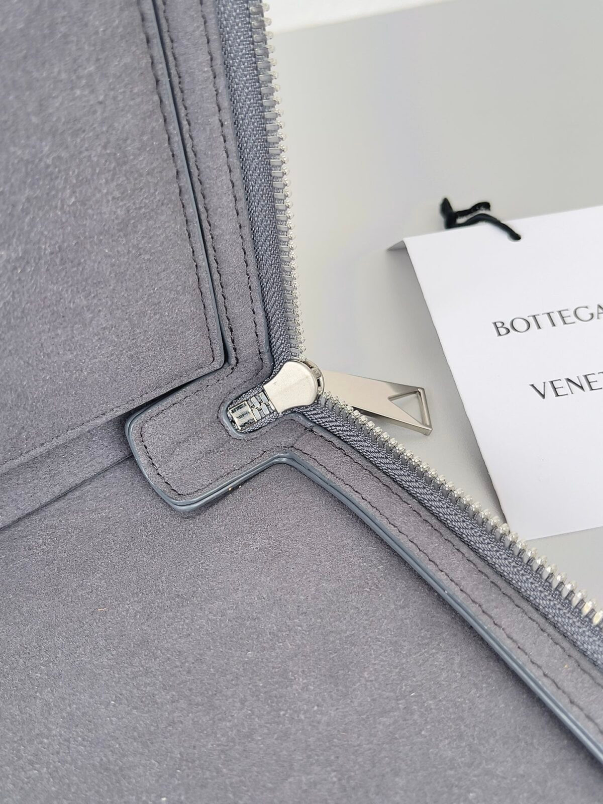 Bottega Veneta Bag - Image 3