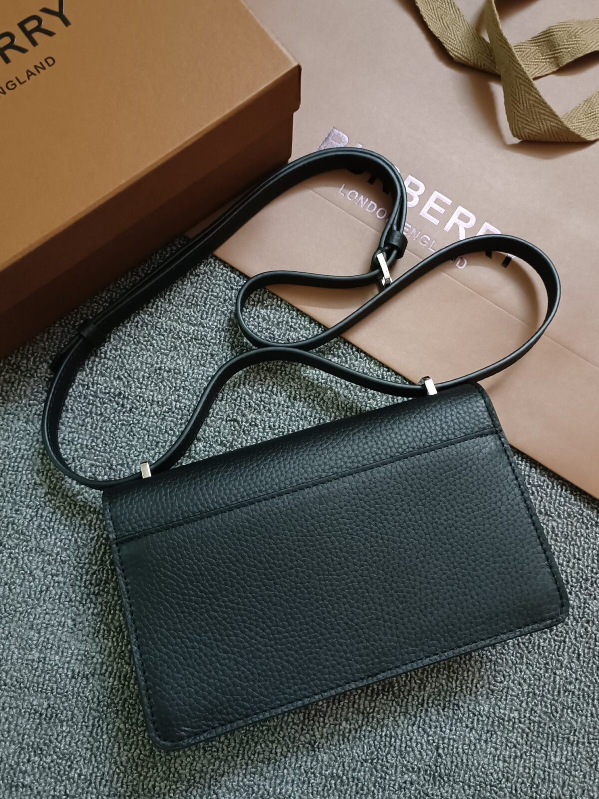 Burberry Bag - Image 3