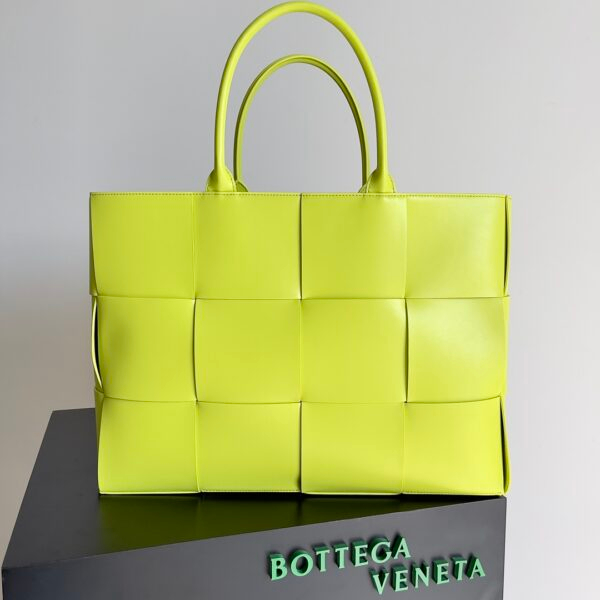 Bottega Veneta Bag