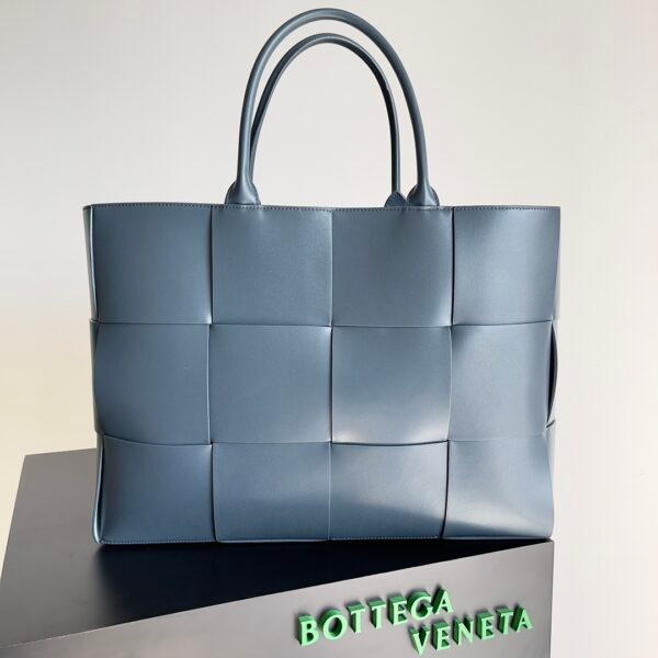 Bottega Veneta Bag
