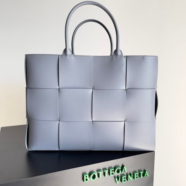 Bottega Veneta Bag