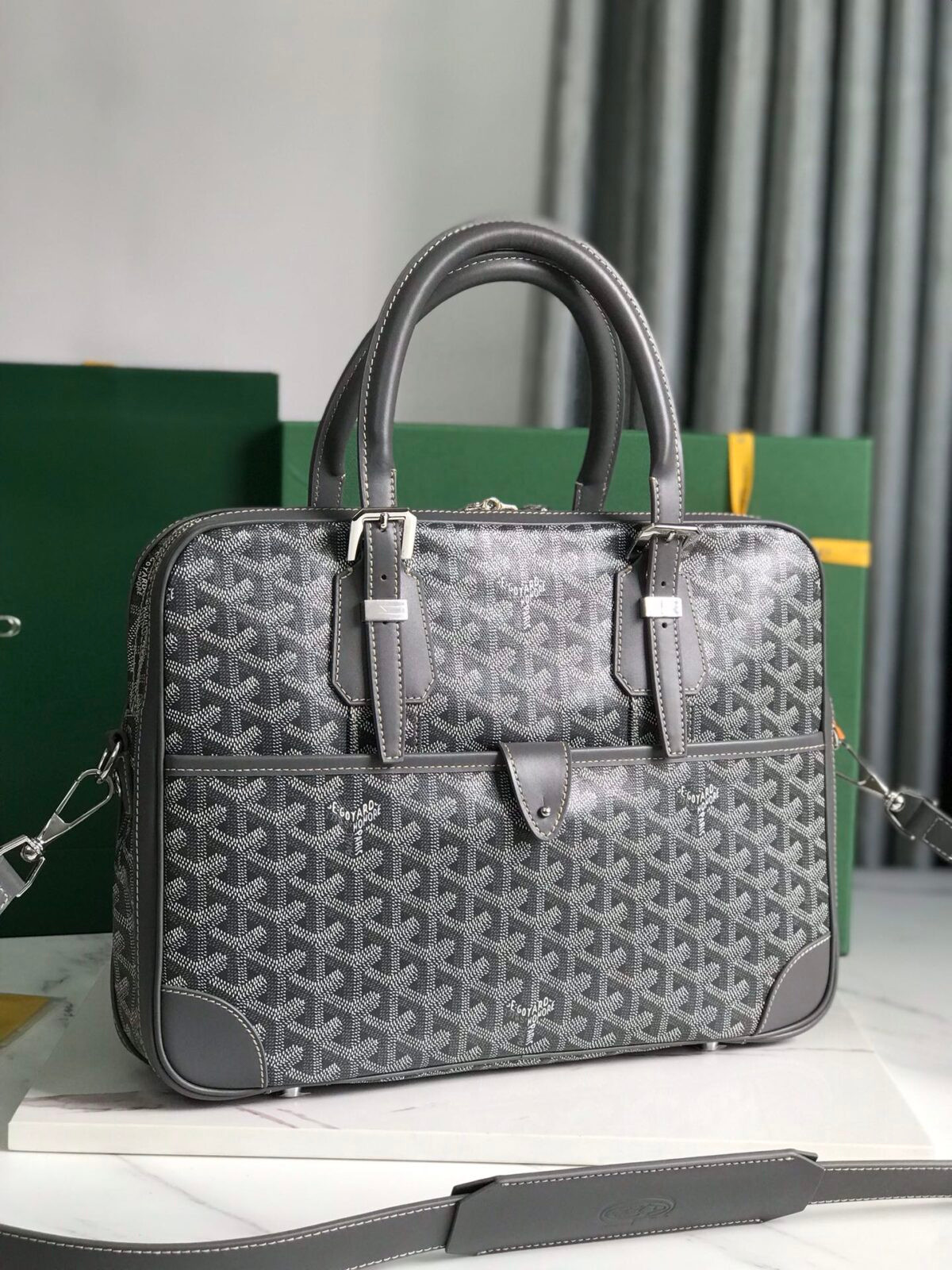 20230830_i1693403403_8606_0.jpg Goyard Bag - Image 1