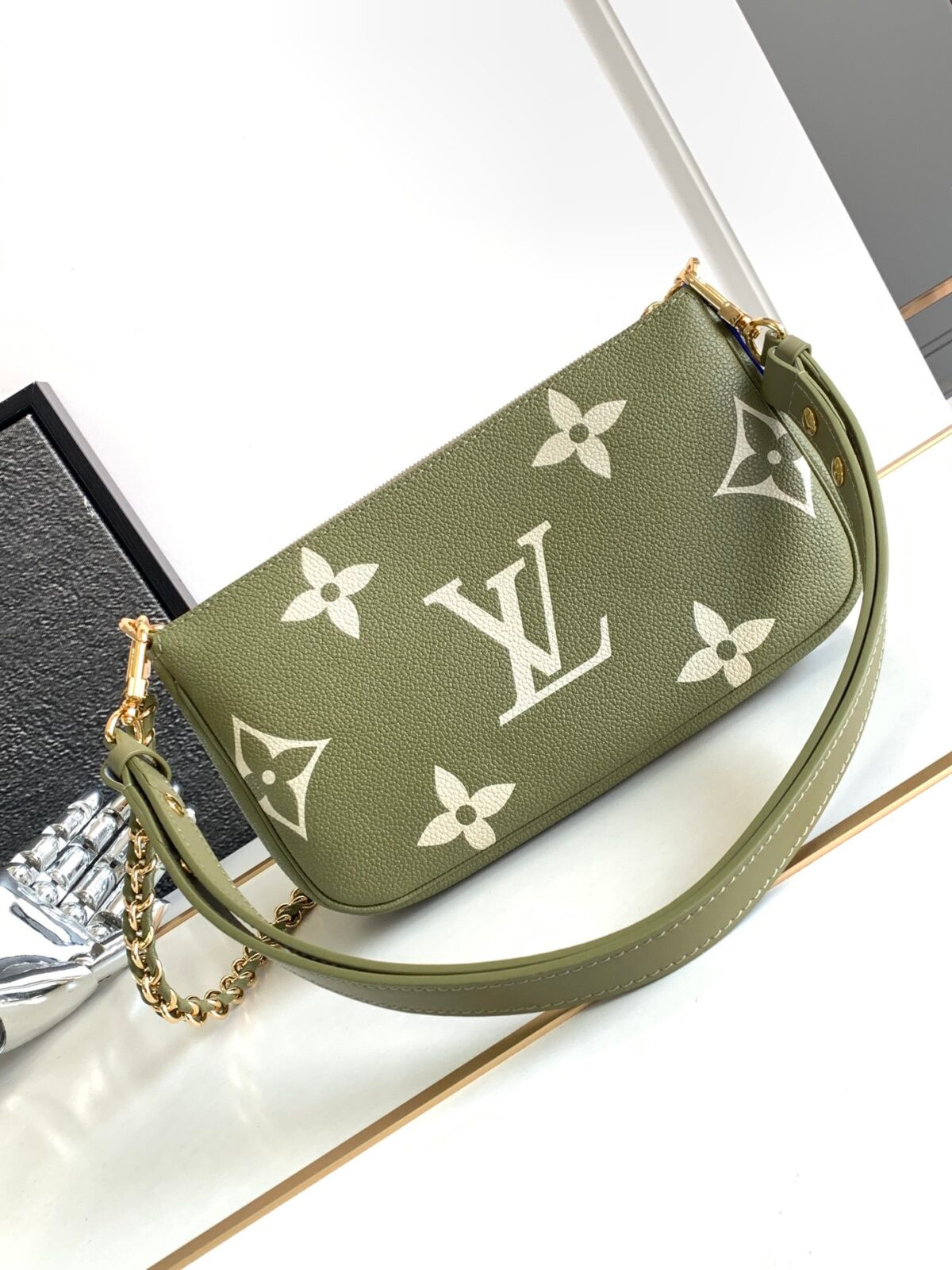Louis Vuitton Bag - Image 2