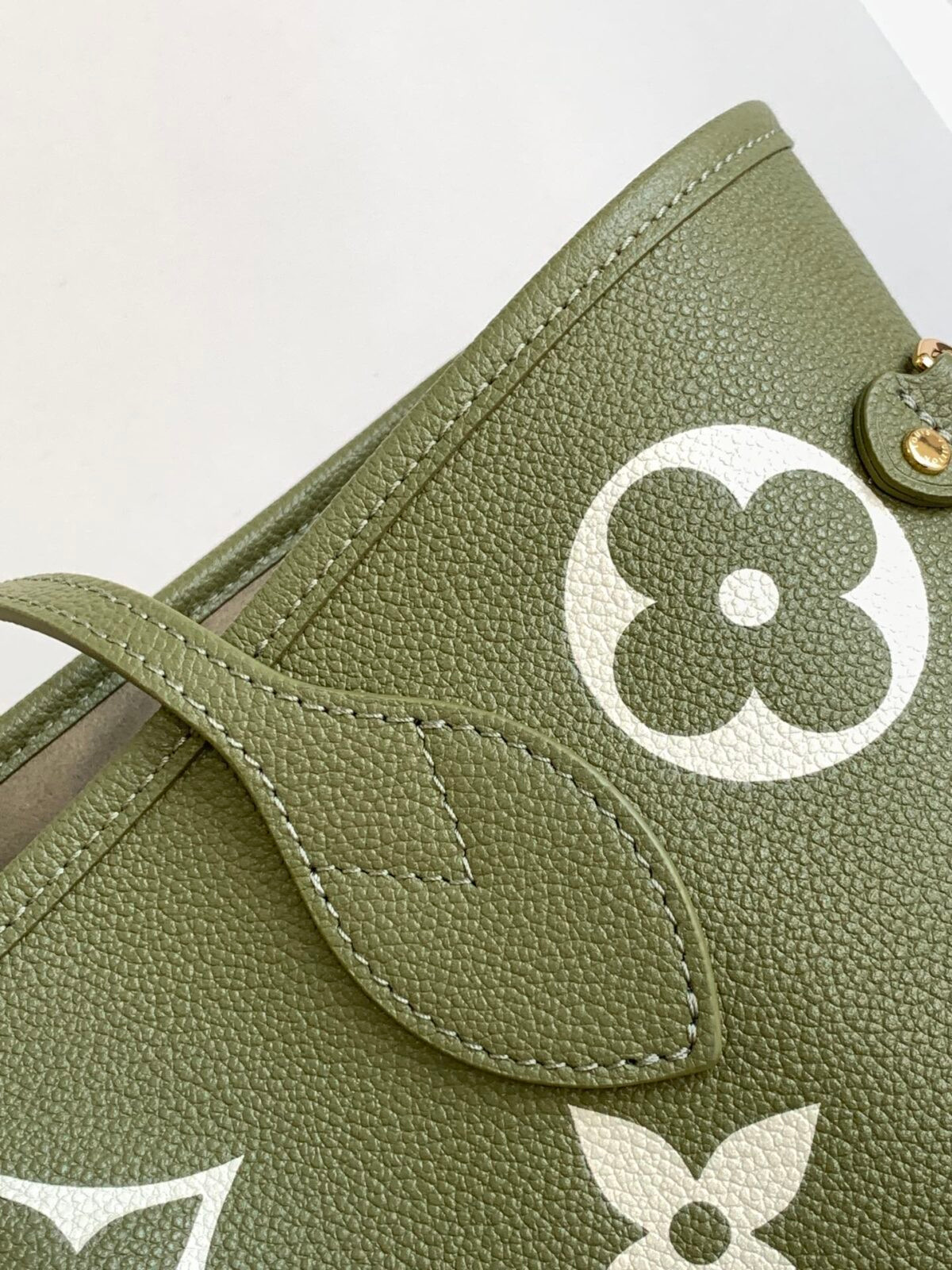 Louis Vuitton Bag - Image 4