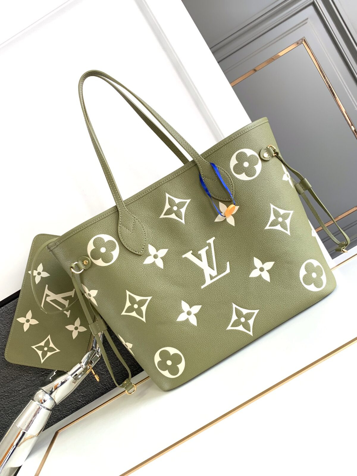 Louis Vuitton Bag - Image 6
