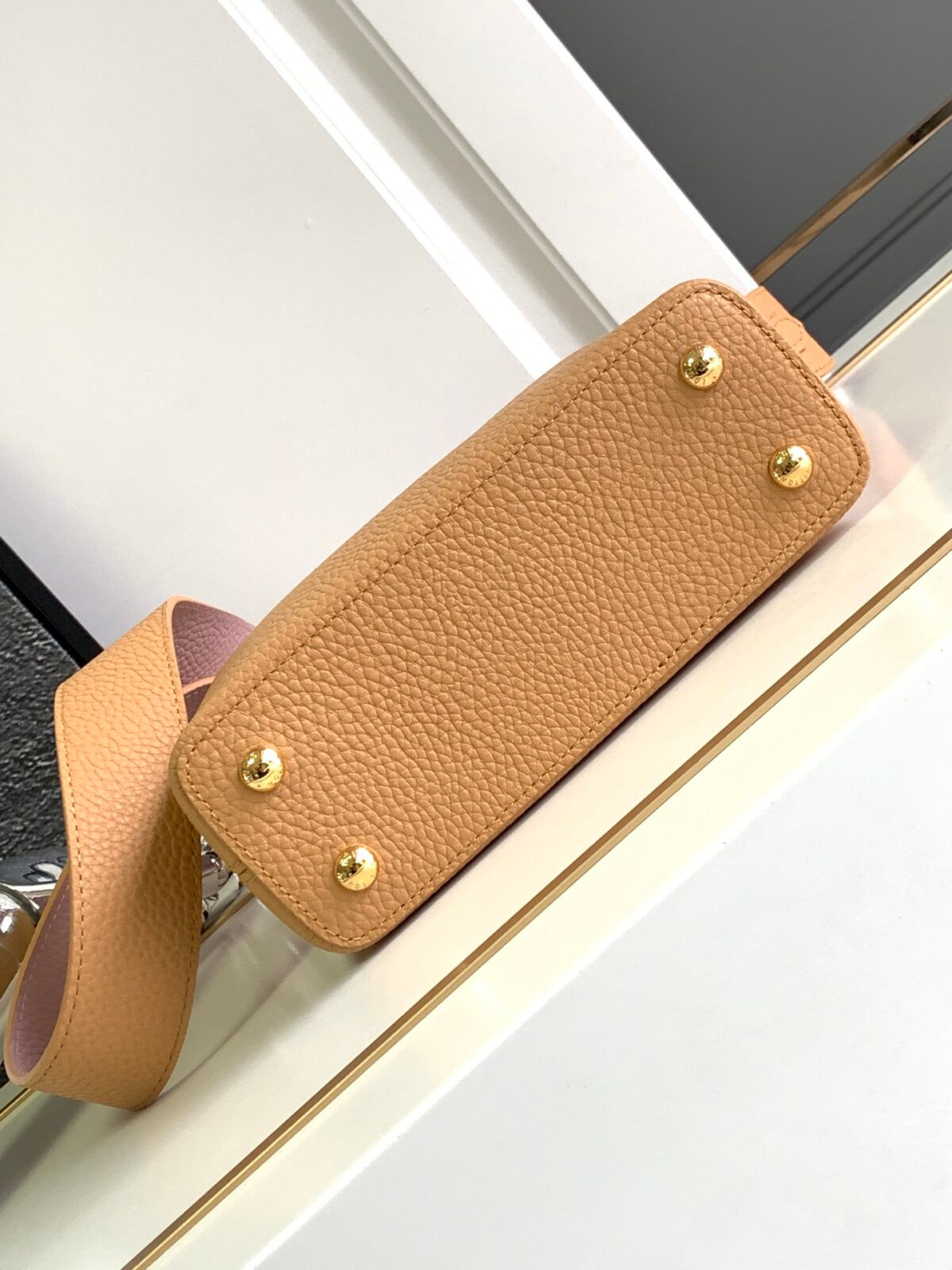 Louis Vuitton Bag - Image 5