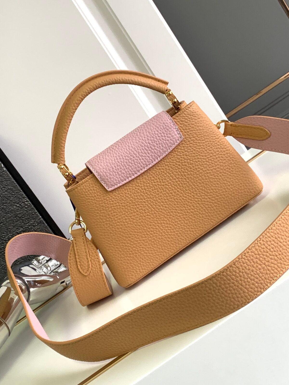 Louis Vuitton Bag - Image 4
