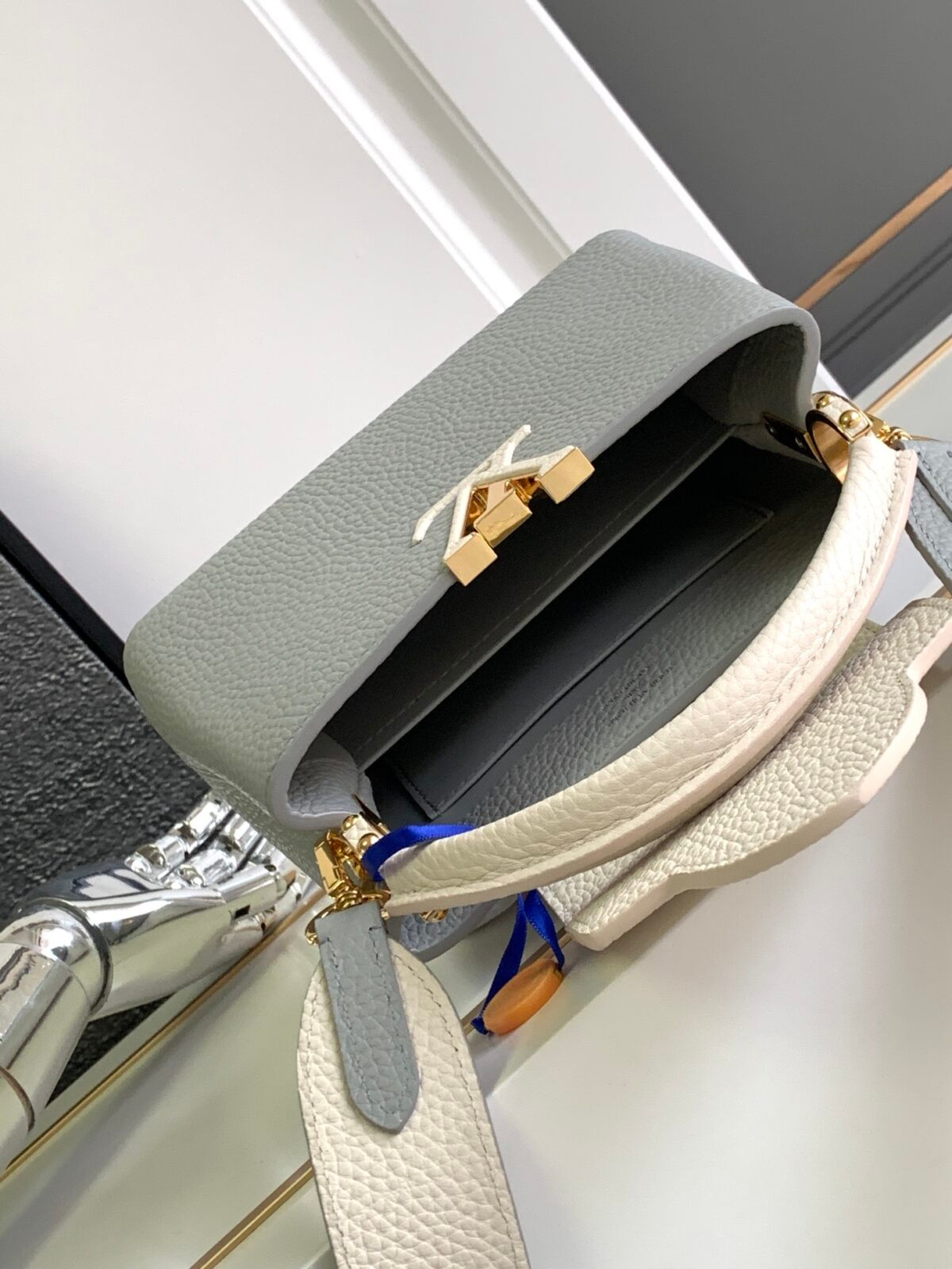 Louis Vuitton Bag - Image 6