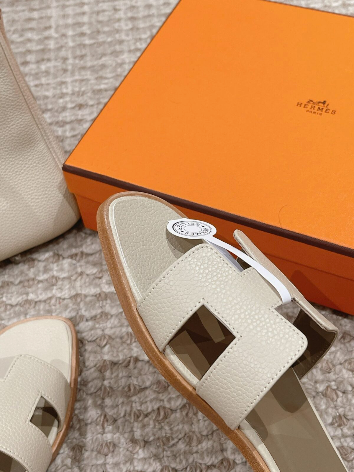 Hermes Sandels - Image 9