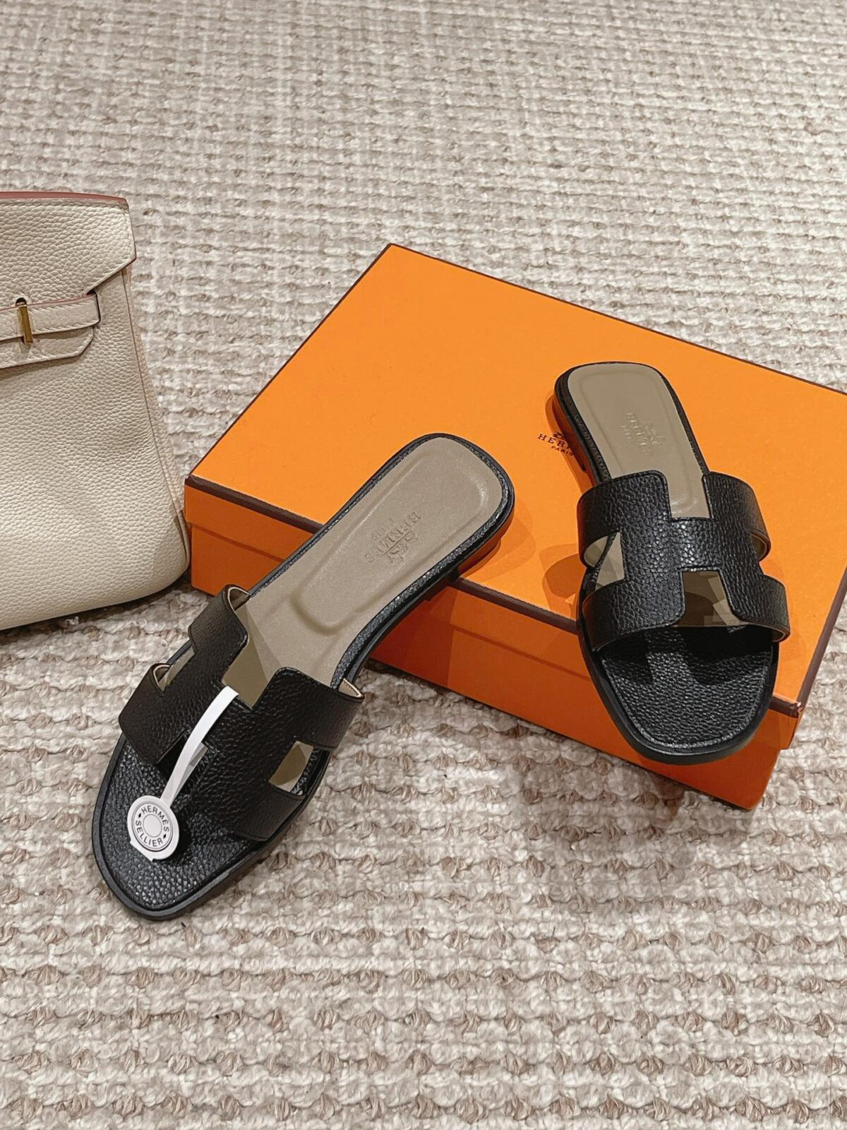 Hermes Sandels - Image 3