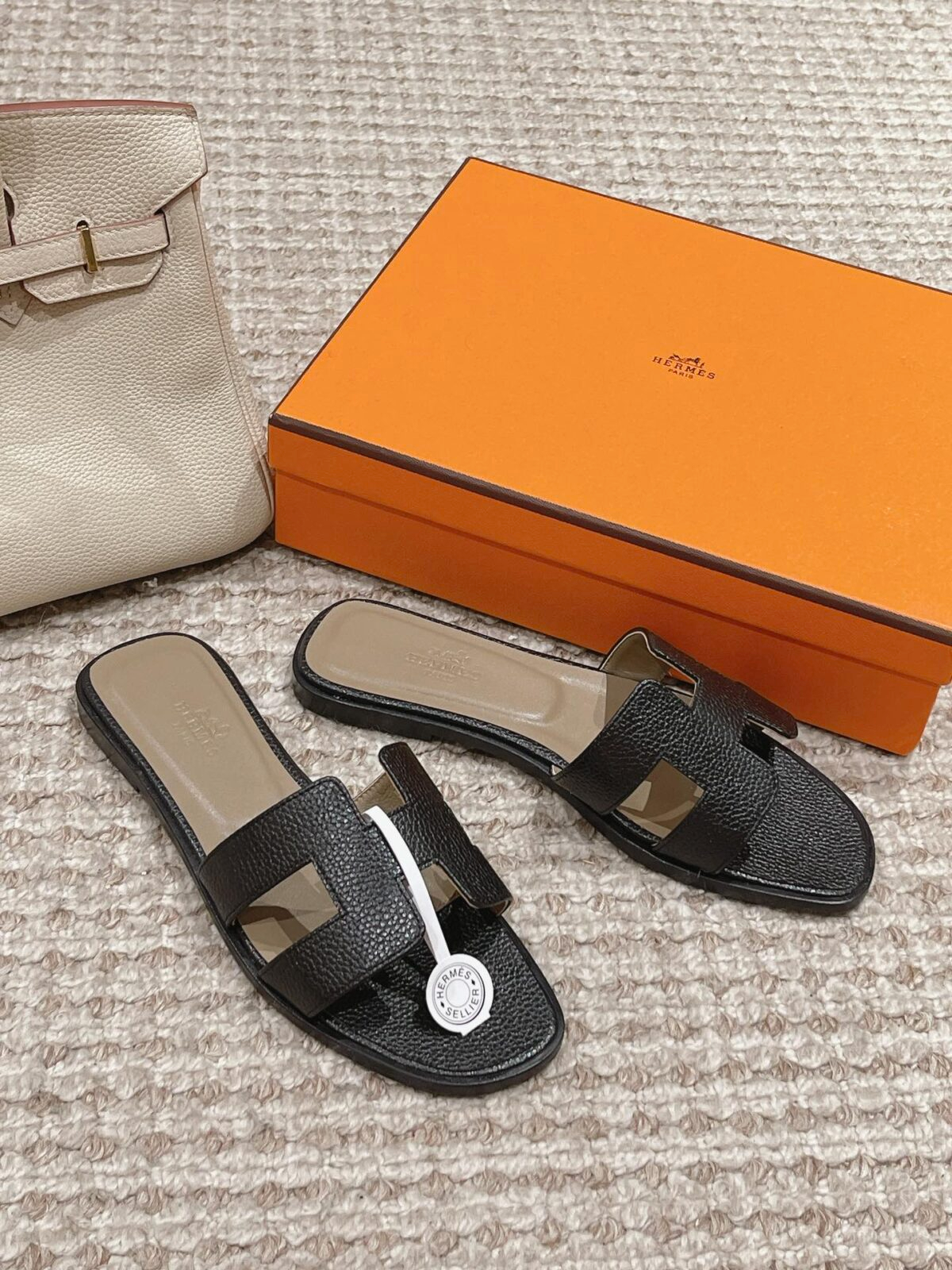 Hermes Sandels - Image 1
