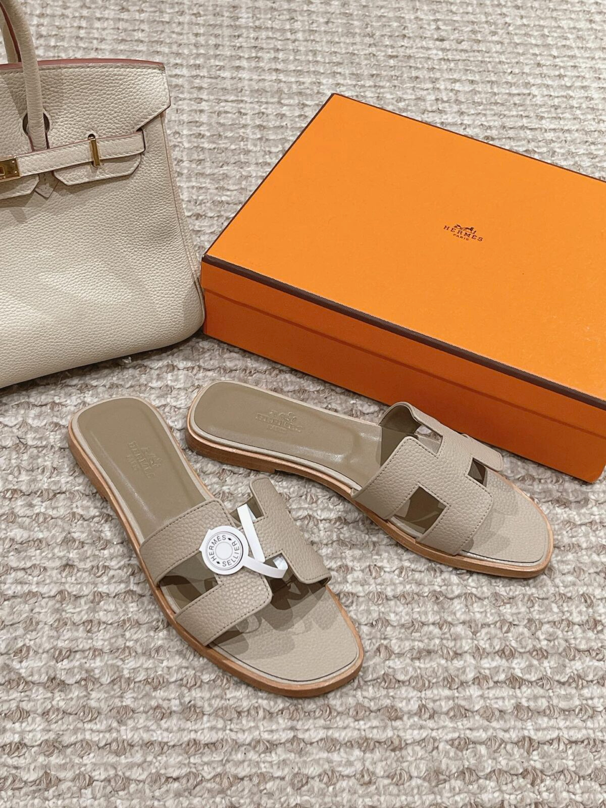Hermes Sandels - Image 1