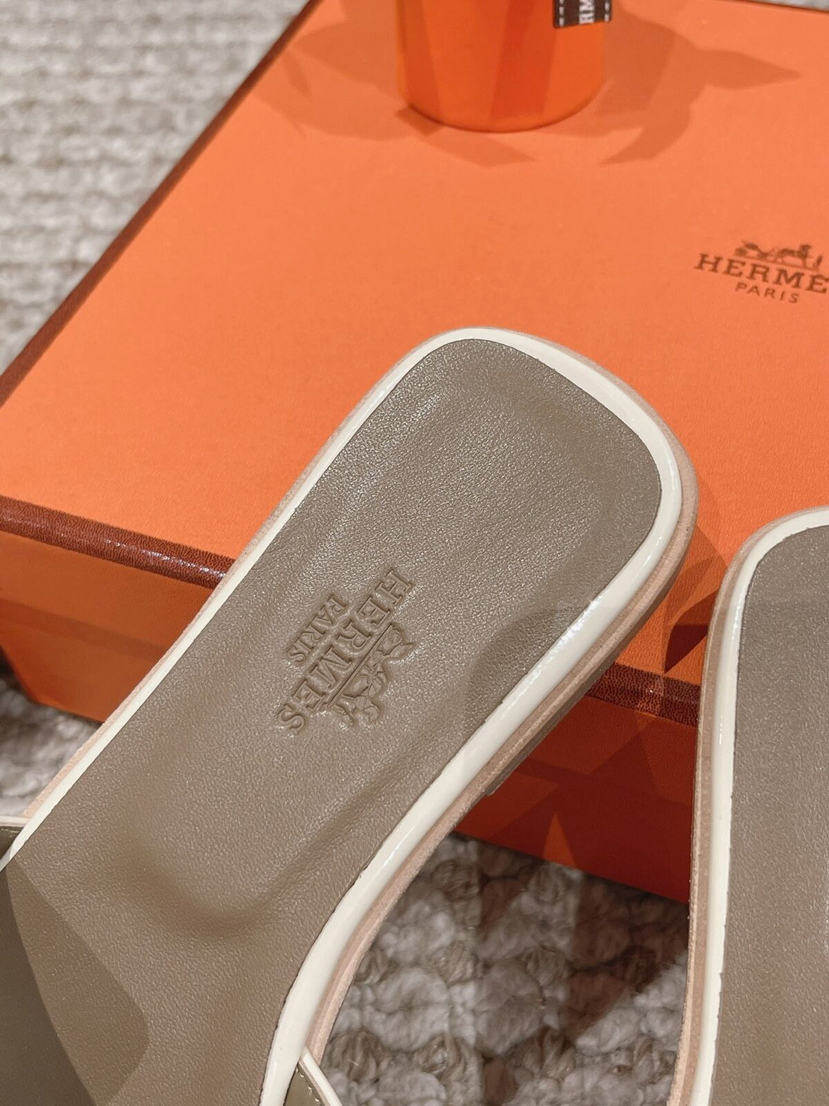 Hermes Sandels - Image 4