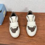 Nike Sneakers - Image 4