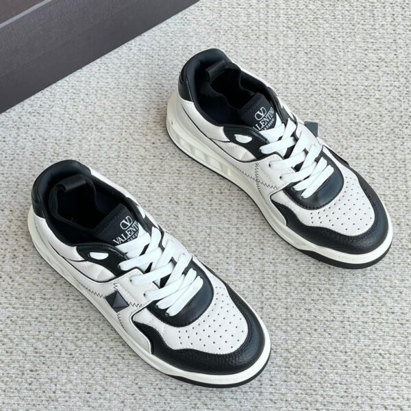 Valentino Sneakers