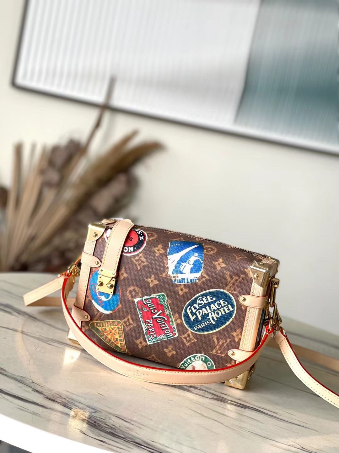 img_70ecf7c2_20240517_i1715931587_9653_0.jpg Louis Vuitton Bag - Image 1