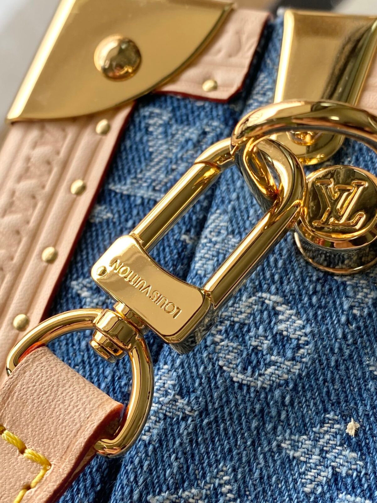 Louis Vuitton Bag - Image 8