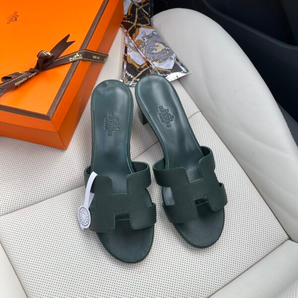 Hermes Sandels