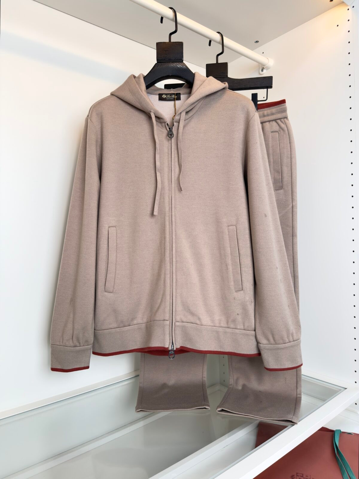 Img 9e536cb0 20251022 i1761141216146 2162 0 0.jpg