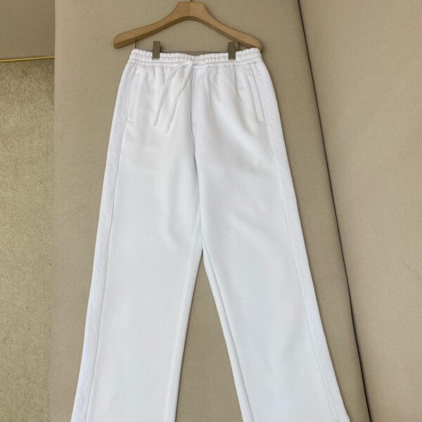 Img db44d733 20250610 windows1749526201991 17920773082146325860.jpg